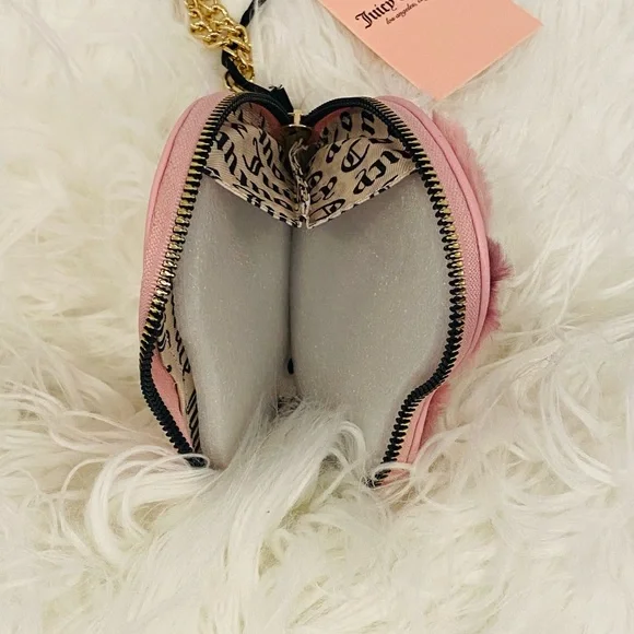 Juicy Couture Barbie Barbiecore Romantic Pink Faux Fur Leopard Heart wristlet - Picture 3 of 4